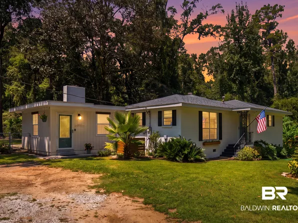 1001 E 9th St, Bay Minette, AL 36507