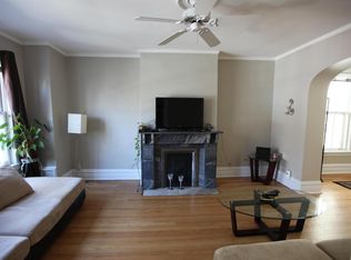 917 W Fletcher St #1, Chicago, IL 60657