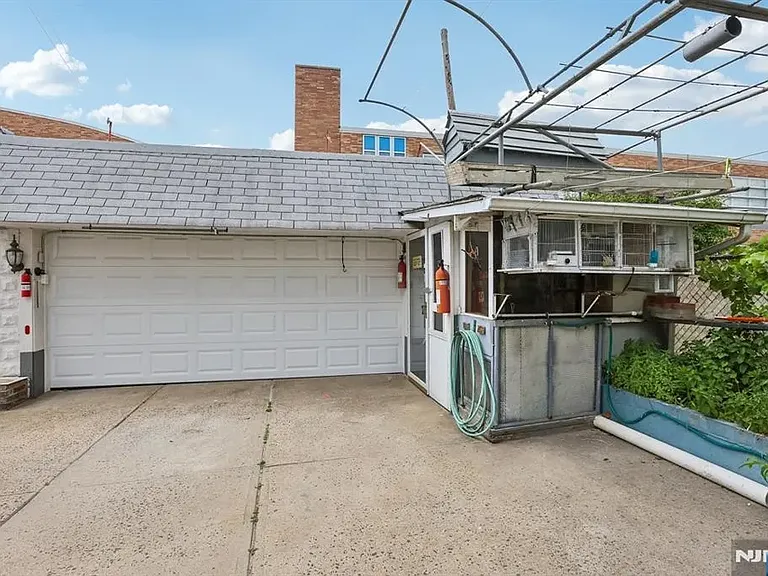 18 Patterson St — Photo 32