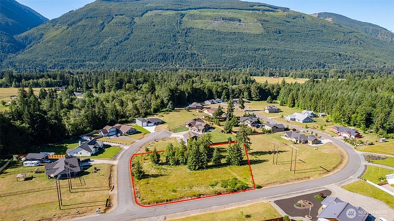 2nd image of 0 LOT 17 Fieldstone Court