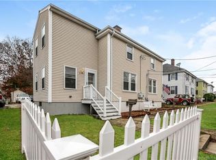 206-208 N Main St, Griswold, CT 06351