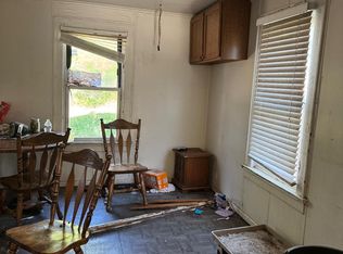 1714 Levern St, Flint, MI 48506