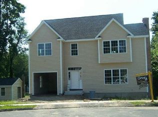 85 Grace Ln, Stratford, CT 06497