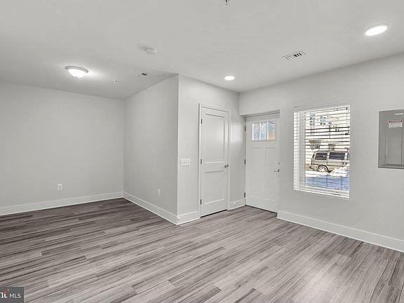 3rd image of 19520 Village Walk Dr Unit 3-101