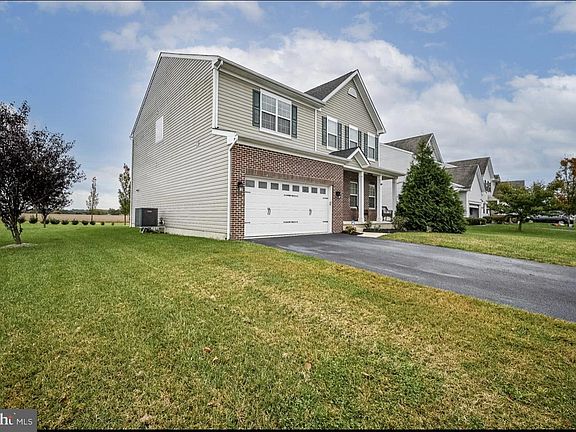 2nd image of 629 Yensid Dr