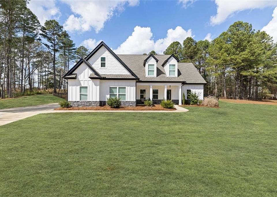 1st image of 105 Capps Ln