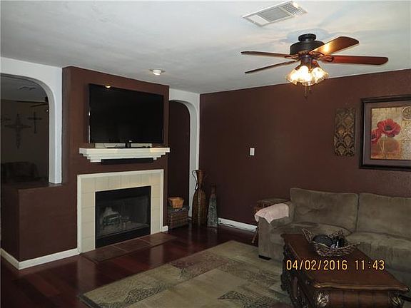 3rd image of 2035 Cardinal Ln