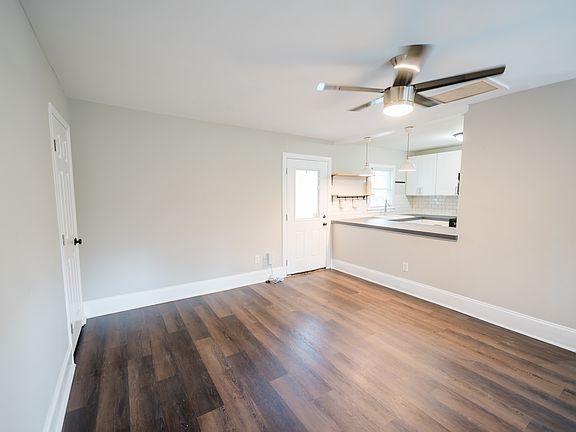 4th image of 2931 Glenwood Ave SE