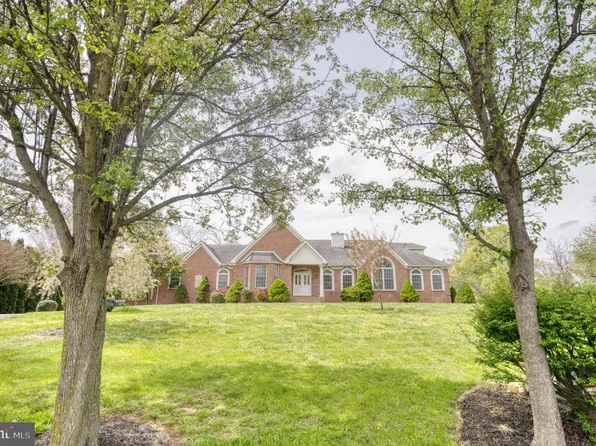 39 Riverside Dr, Elkton, MD 21921