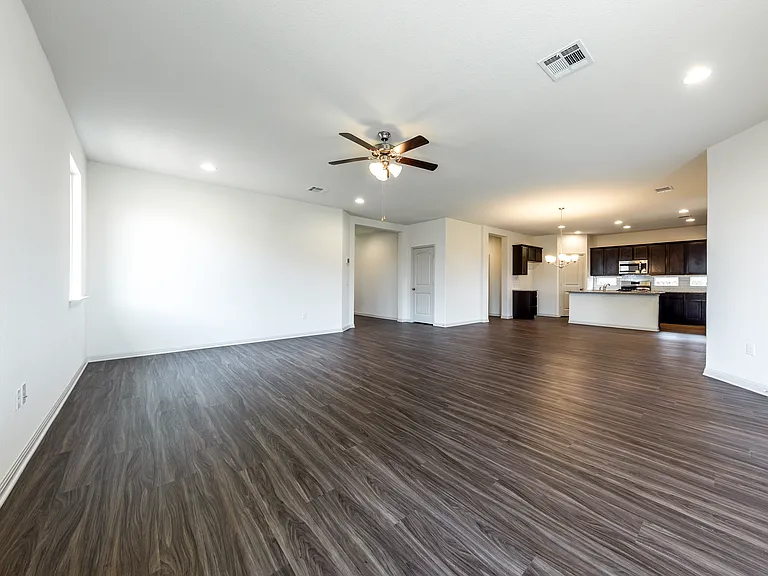 16809 Aventura Ave — Photo 17