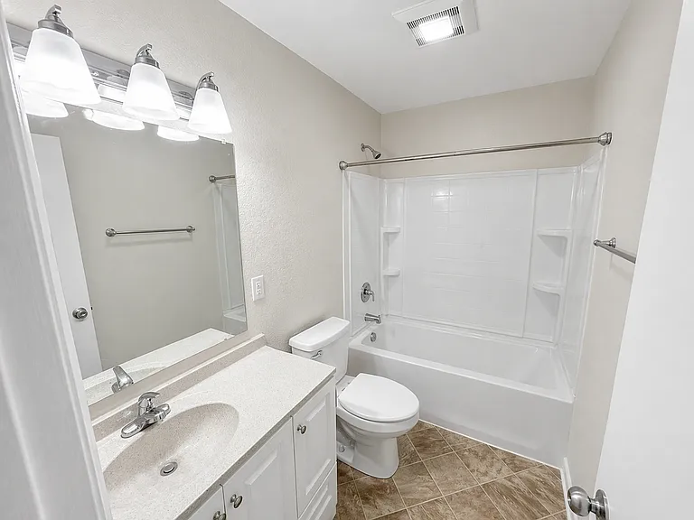 705 Depot St NE — Photo 6