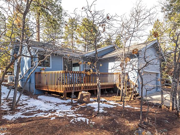 3rd image of 1651 W UNIVERSITY HEIGHTS Drive N