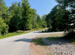 71 Snowshoe Rdg, Warrensburg, NY 12885