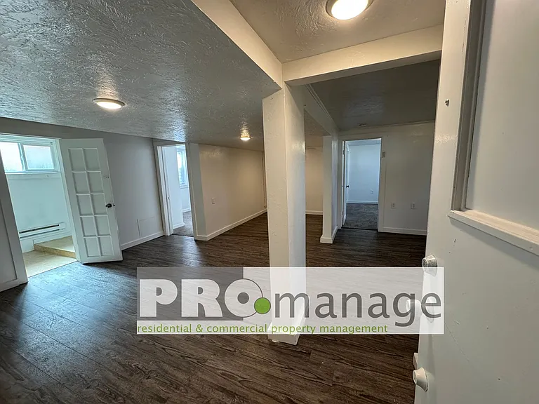 690 I St. — Photo 4