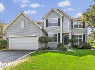 329 Alpine Dr, Gilberts, IL 60136