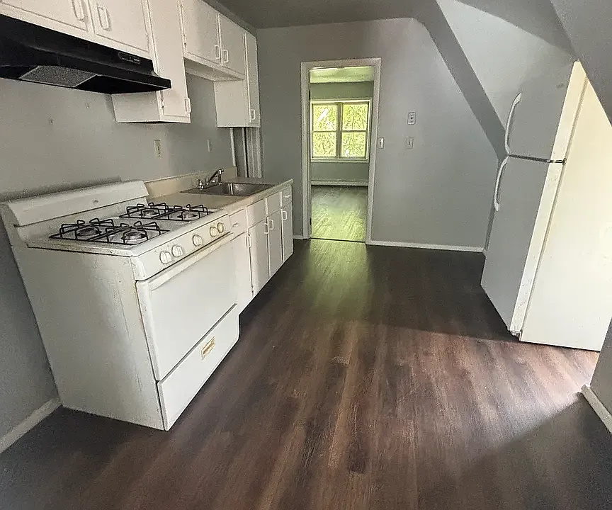 96 Cummings St #8C