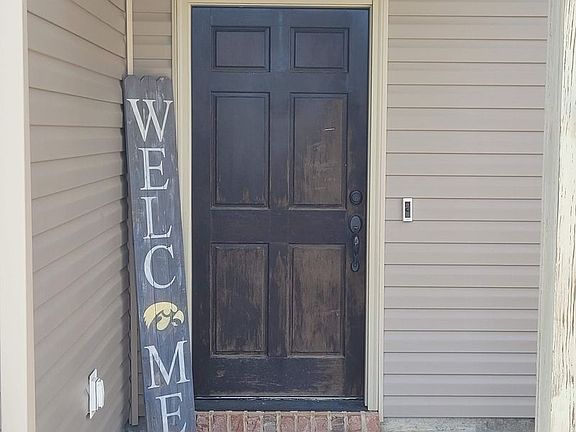 3rd image of 4216 Bowen Way