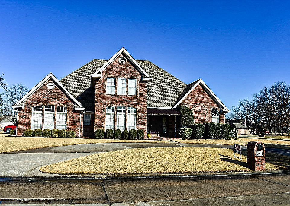 1st image of 3508 River Oaks Dr