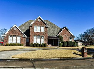 3508 River Oaks Dr, Muskogee, OK 74403