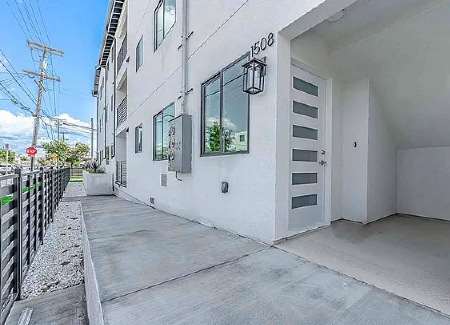 3653 Halldale Ave — Photo 2