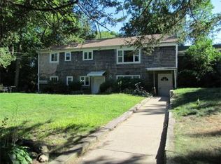6 Whelden Ln, Acushnet, MA 02743