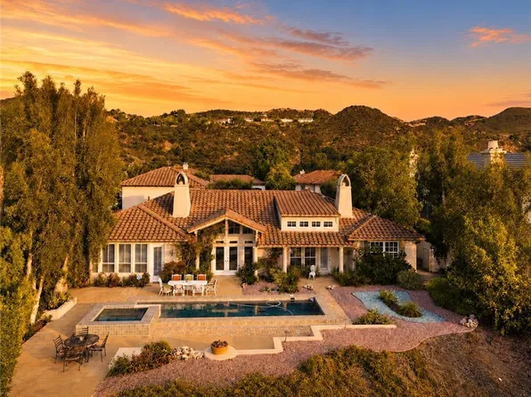 3315 Via Verde Ct, Calabasas, CA 91302
