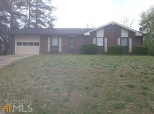 6192 Fieldcrest Dr, Morrow, GA 30260