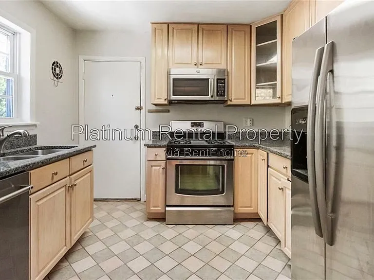 3660 Peachtree Rd NE #2C — Photo 11