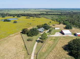 566 County Road 458, Waelder, TX 78959