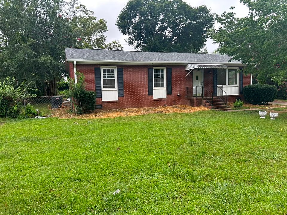 1st image of 153 Octavia Dr
