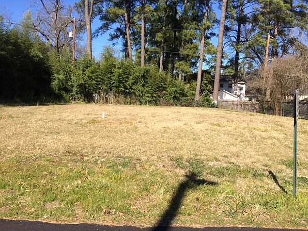 1st image of 710 Mitchell Ln