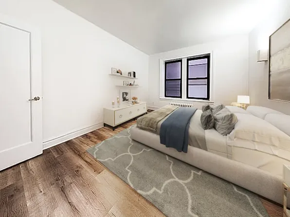 139 Payson Avenue image 3 of 8