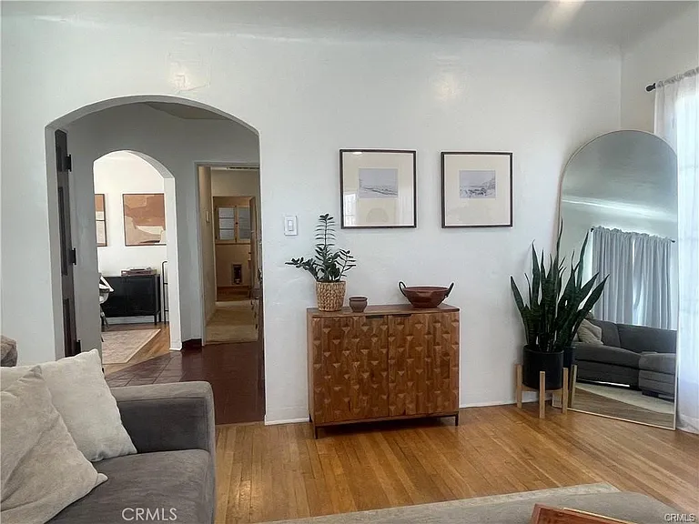 4586 Sunnyside Dr — Photo 12