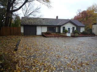 698 Waterloo Rd, Mogadore, OH 44260