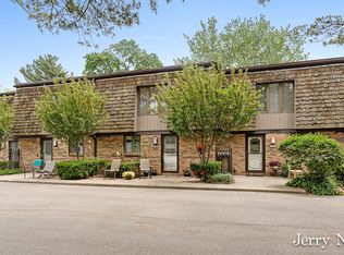 1992 S Shore Dr APT 1, Holland, MI 49423