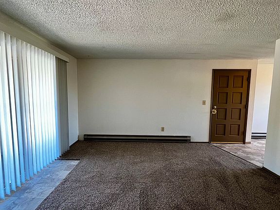 4th image of 305 & 307 N 33rd St #305-15