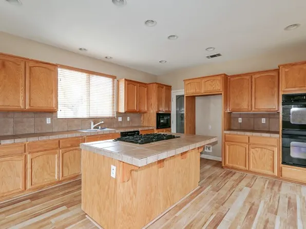 1016 Oak Crest Ct, Placerville, CA 95667