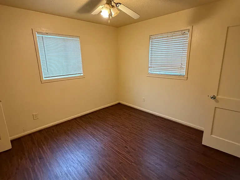 1284 Xapary St — Photo 3
