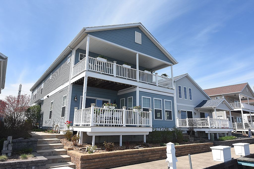 409 Island Pointe Dr, Saint Joseph, MI 49085 Zillow