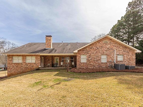 5th image of 707 Hundred Oaks Dr