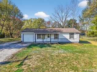 3147 S Hwy W, Winfield, MO 63389