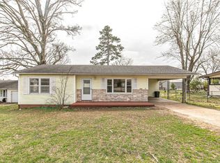 1834 Seifert Dr, Poplar Bluff, MO 63901