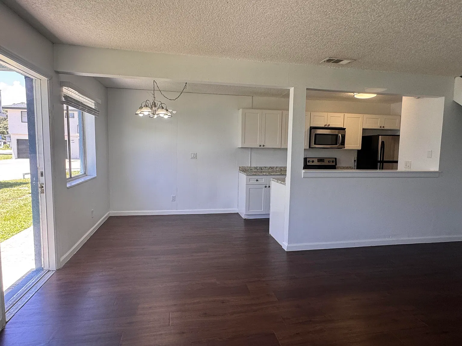 2 bed, 1.0 bath, 980 sqft, $1,750 — Photo 4