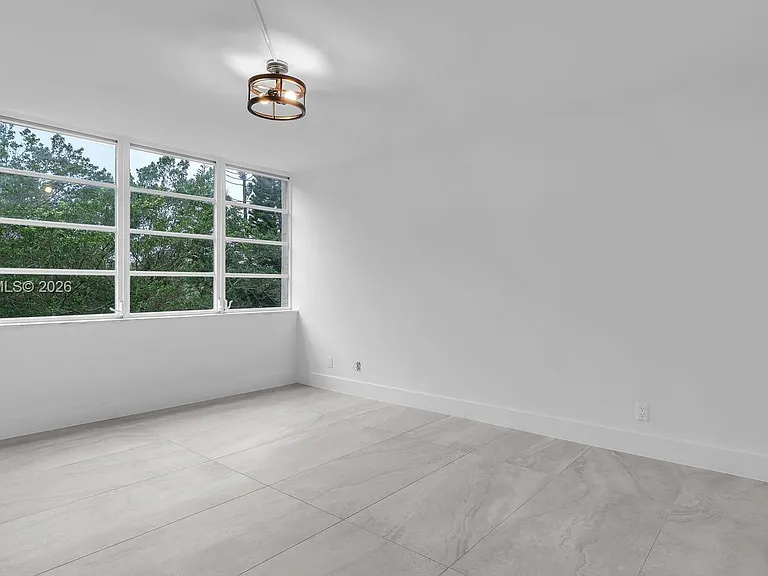 6911 Environ Blvd #4J — Photo 12