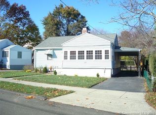 39 Ann St, West Haven, CT 06516