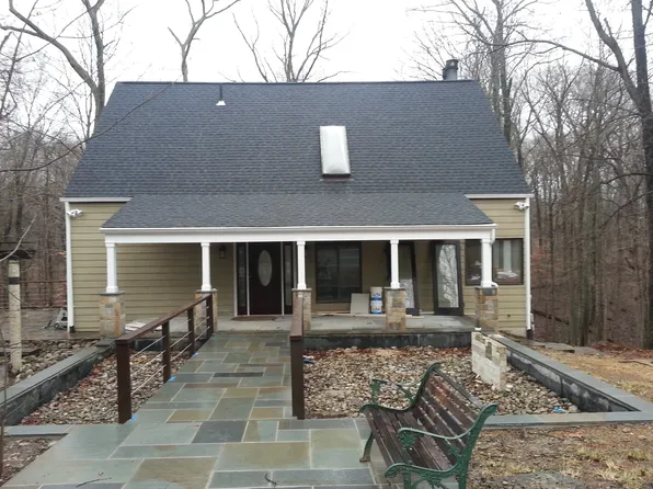 793 Falls Farm Ct, Great Falls, VA 22066