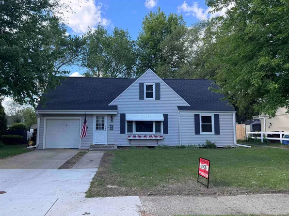 230 Hosmer St, Loves Park, IL 61111