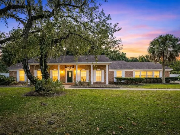 112 Meadows Way, Brunswick, GA 31525