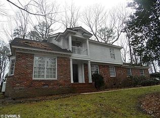 3731 Darby Dr, Midlothian, VA 23113