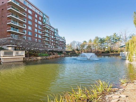 Enjoy a daily stroll around the Wyndham pond's walking path or relax under the waterside pergola with a book or to lunch with friends.